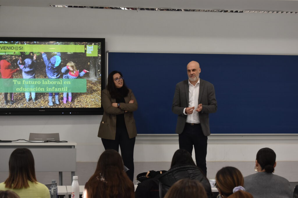DSC 5435 Los alumnos de Educación Infantil de CEU Andalucía conocen nuevas oportunidades de prácticas en Alemania